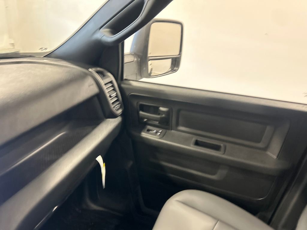 New 2026 RAM 3500 Tradesman image 25