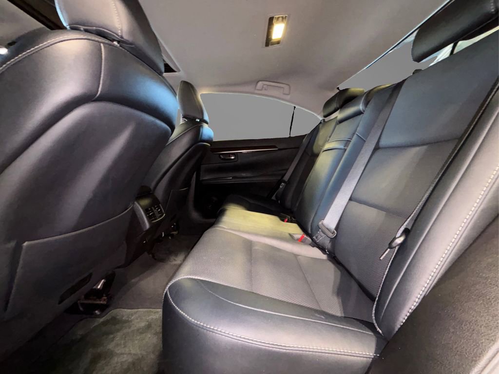 Used 2018 Lexus ES 350 w/ Navigation System Package FWD image 10