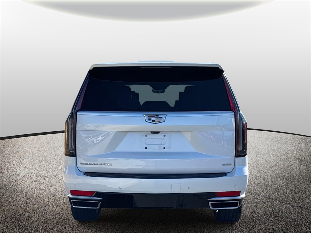 Used 2021 Cadillac Escalade Premium Luxury image 4