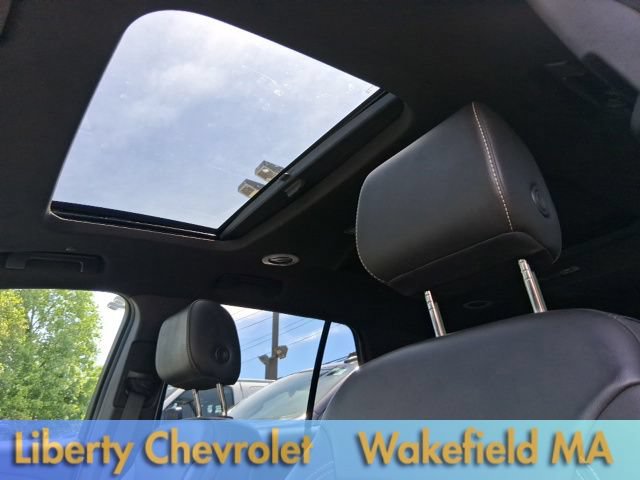 Used 2023 Chevrolet Traverse LT w/ LT Premium Package AWD/4WD image 28