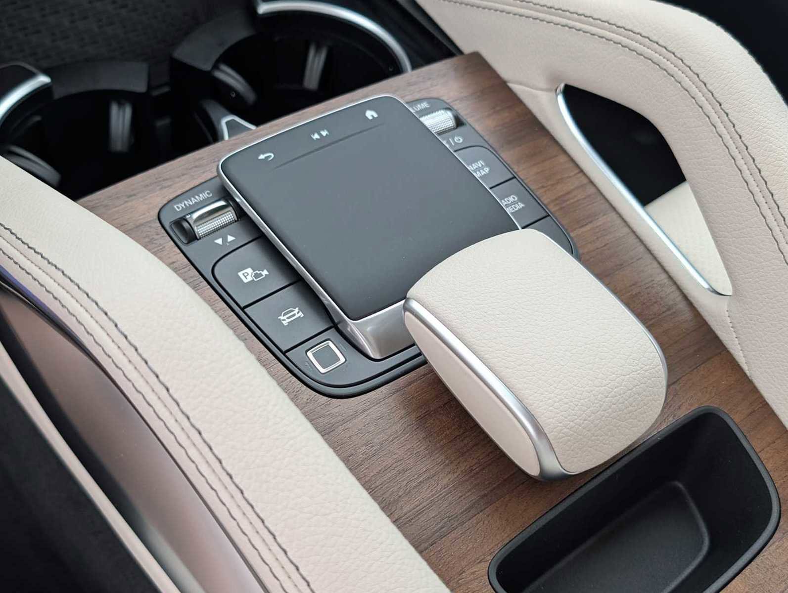 New 2026 Mercedes-Benz GLE 450 4MATIC image 14