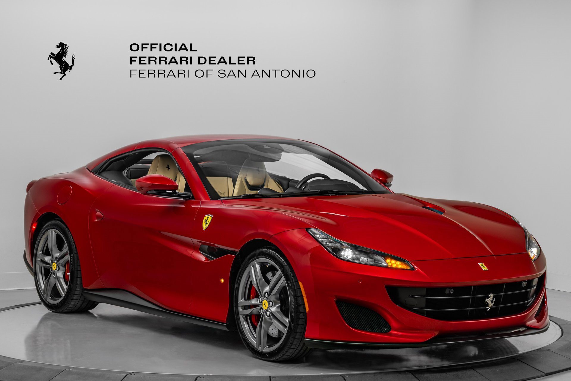Certified 2020 Ferrari Portofino image 14