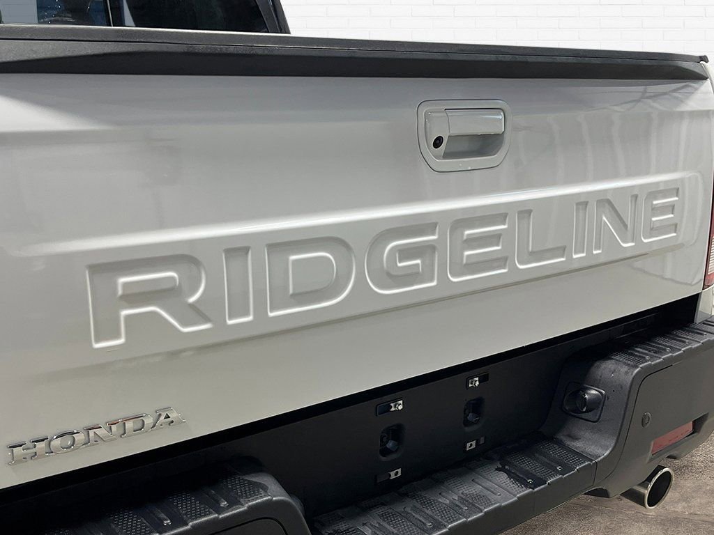New 2026 Honda Ridgeline Black Edition image 10