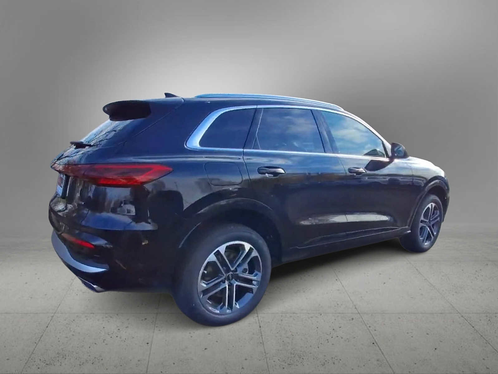 New 2025 Audi Q5 Premium Plus image 8