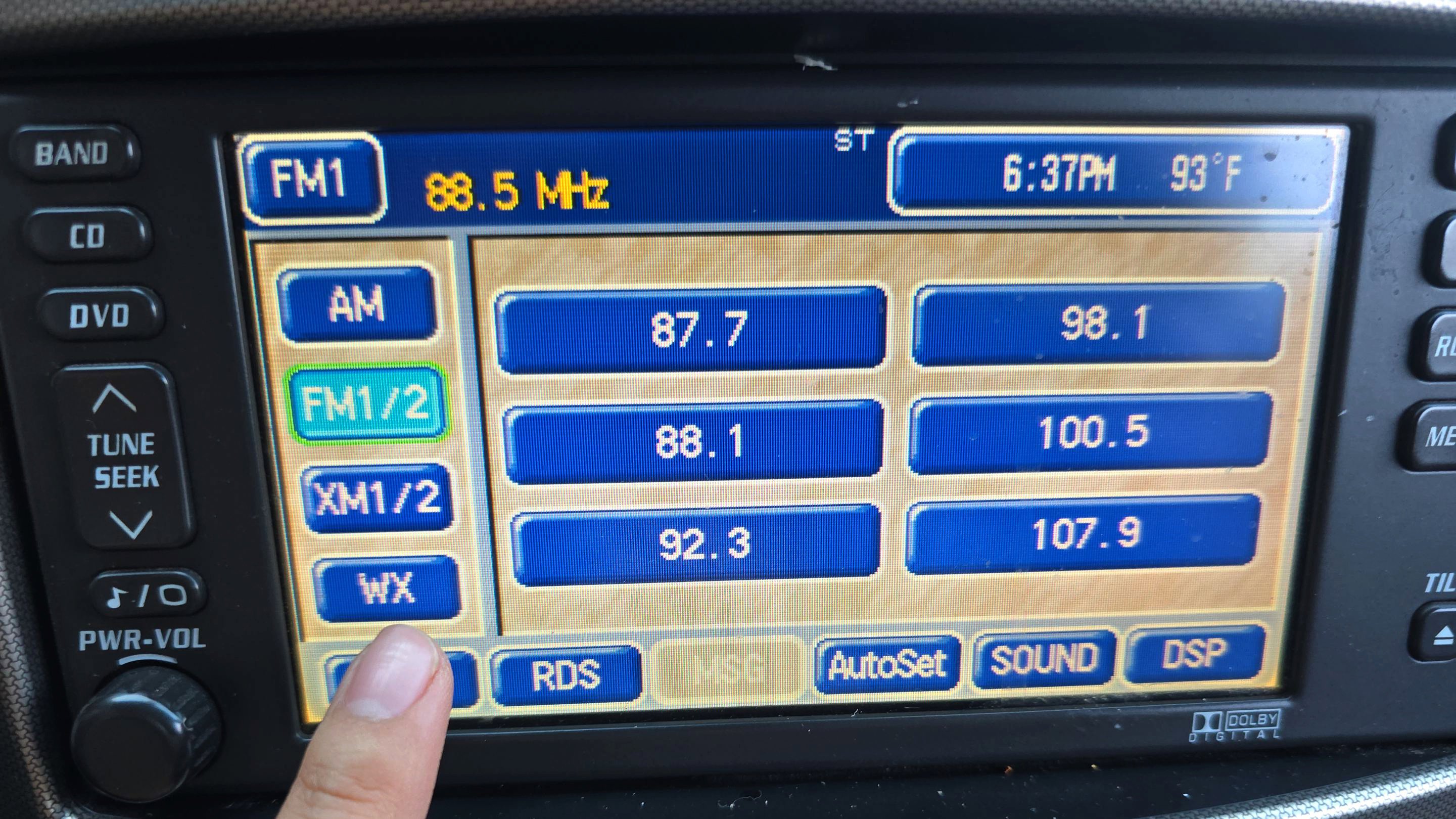 Used 2004 Cadillac XLR image 89