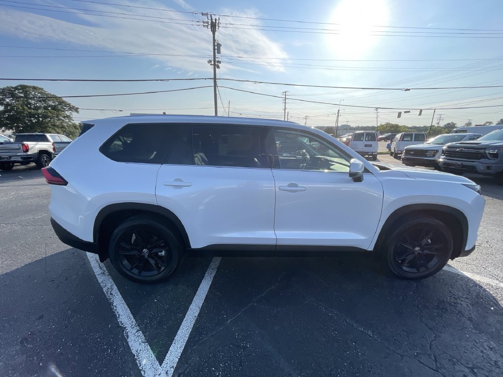 Used 2024 Toyota Grand Highlander AWD image 9