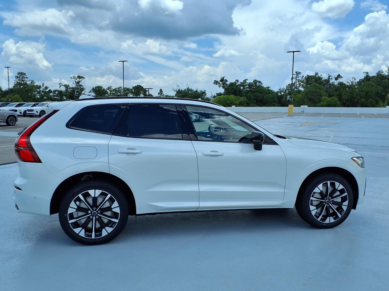New 2026 Volvo XC60 T8 Plus w/ Protection Package Premier AWD/4WD image 8