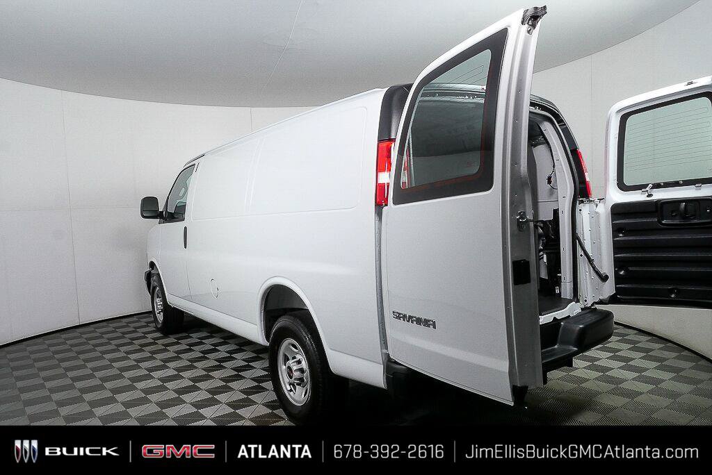 New 2025 GMC Savana 2500 w/ Driver Convenience Package RWD image 27