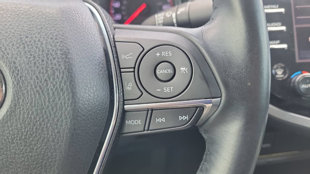 Used 2020 Toyota Camry XSE FWD image 22