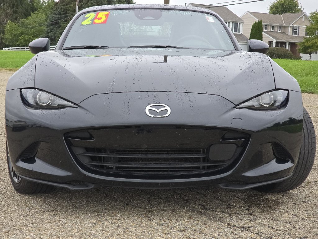 Used 2025 MAZDA MX-5 Miata RF Grand Touring RWD image 16