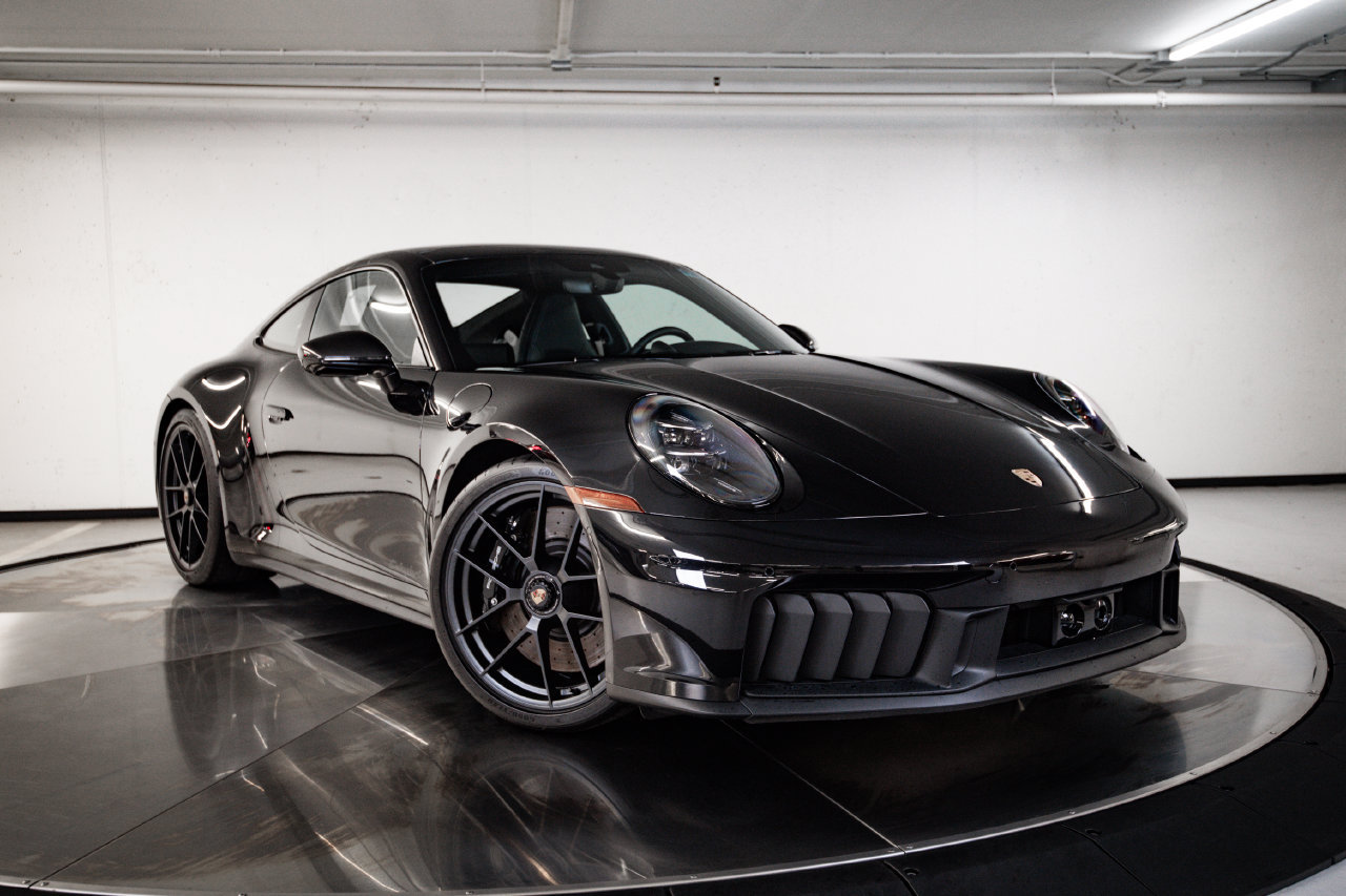 Certified 2026 Porsche 911 Carrera GTS RWD image 9