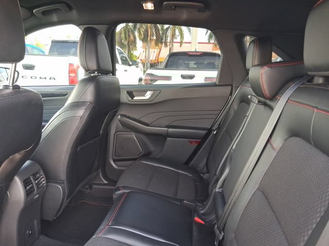 Used 2023 Ford Escape ST-Line w/ Tech Pack #1 FWD image 7