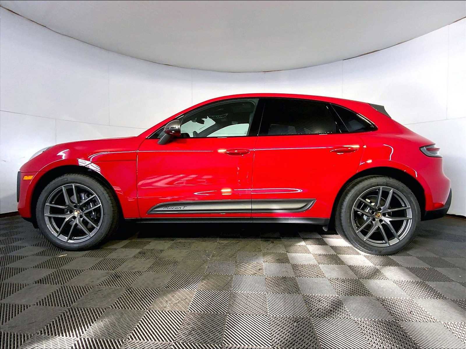 New 2025 Porsche Macan Turbo image 2