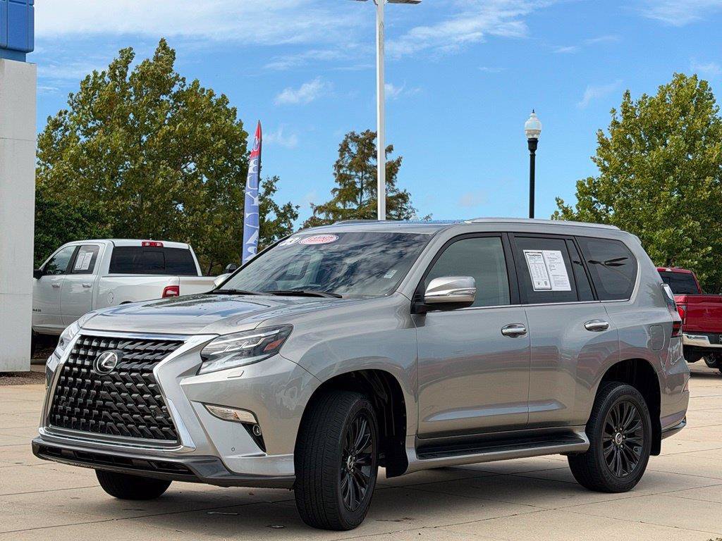 Used 2023 Lexus GX 460 Premium w/ Accessory Package AWD/4WD image 8