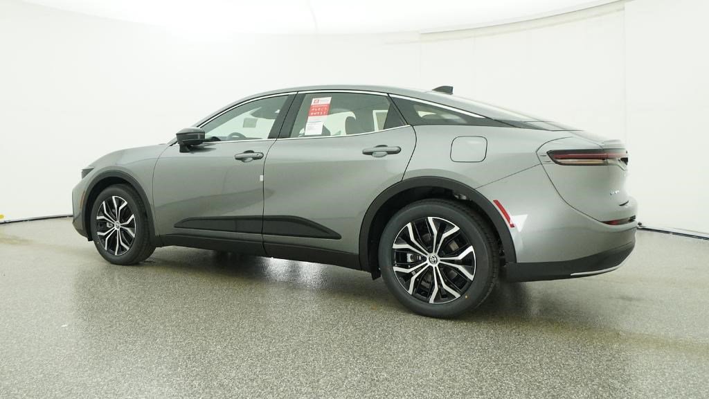 New 2026 Toyota Crown XLE image 12