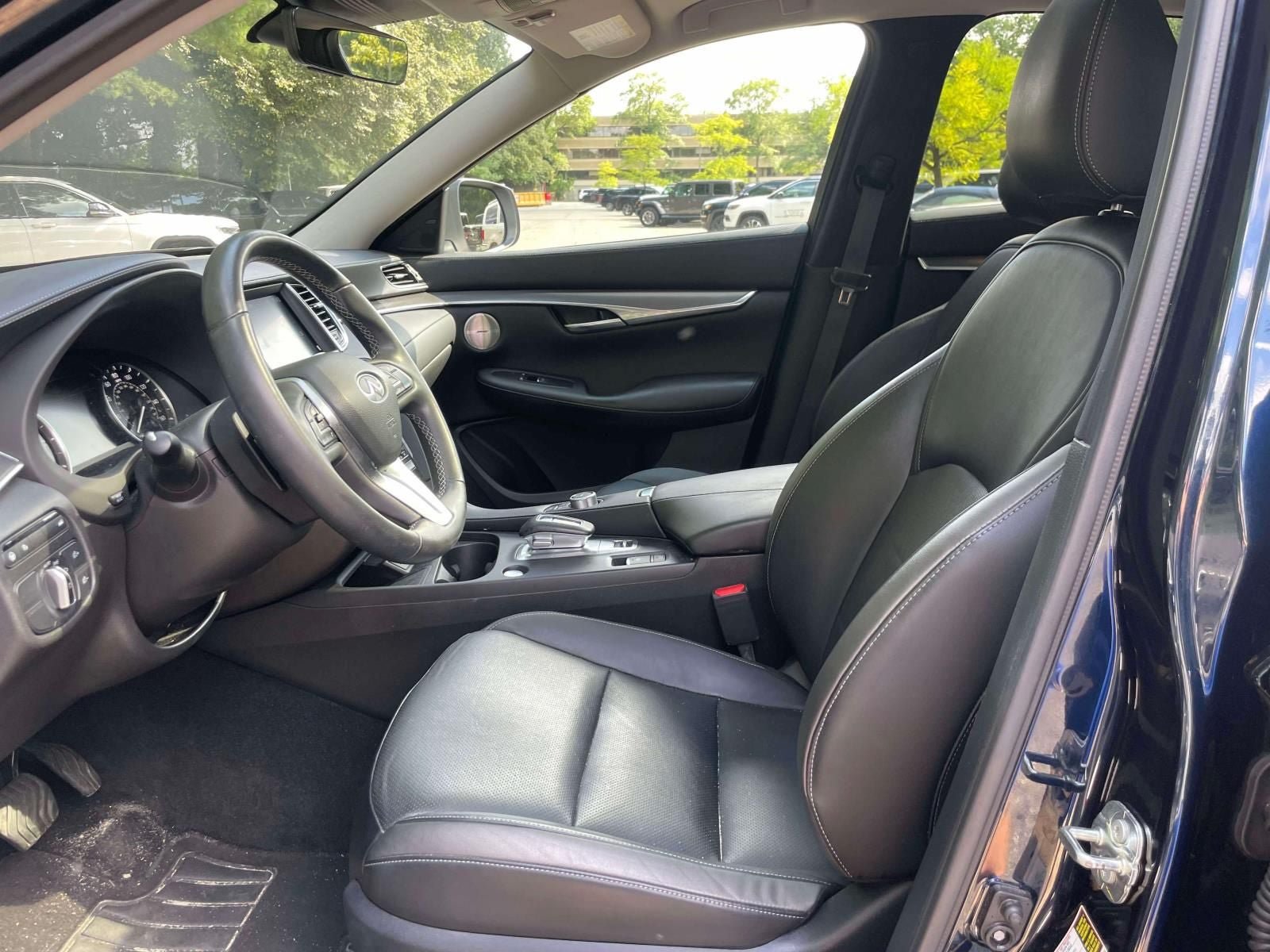 Used 2023 INFINITI QX50 Luxe AWD/4WD image 15