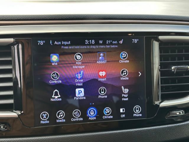 Used 2017 Chrysler Pacifica Touring-L image 27