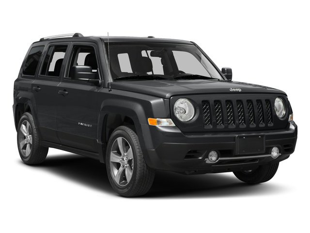 Used 2017 Jeep Patriot Latitude image 9