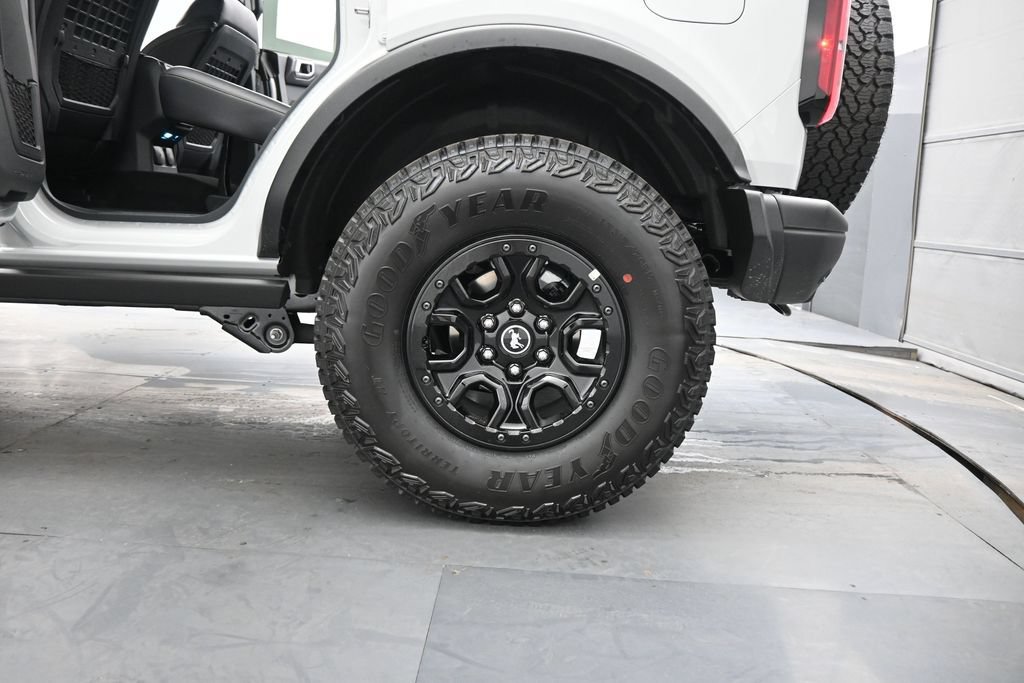 New 2026 Ford Bronco Badlands w/ Wildtrak Package AWD/4WD image 22