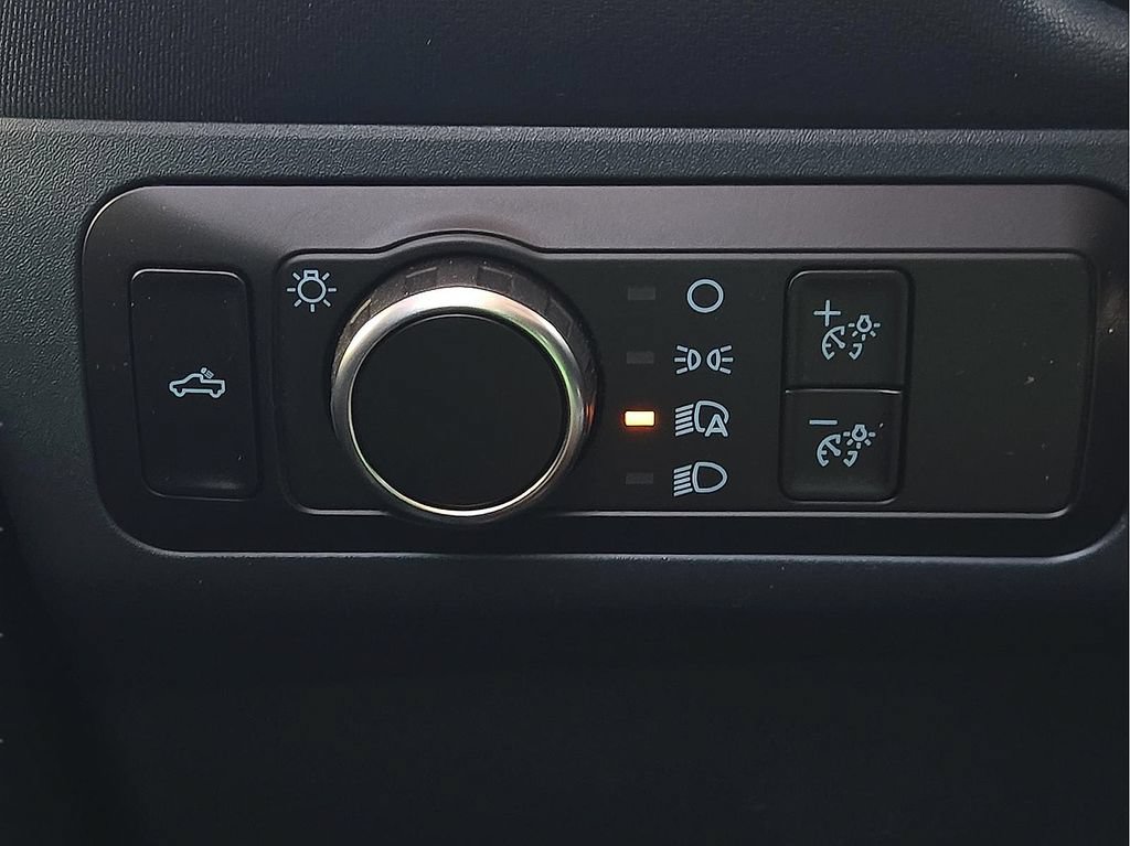 New 2026 Ford Maverick XL AWD/4WD image 16