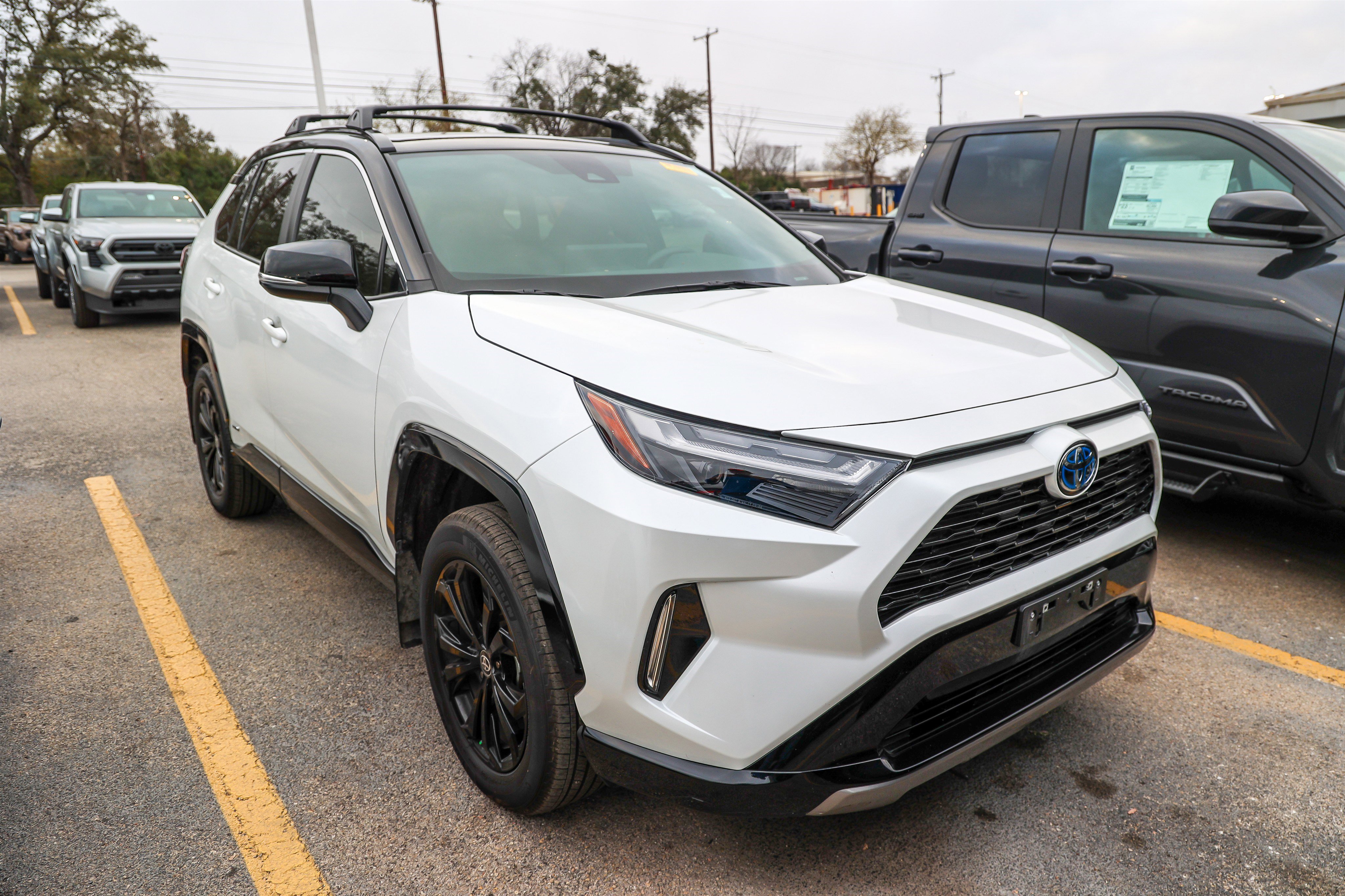 Used 2024 Toyota RAV4 XSE image 4