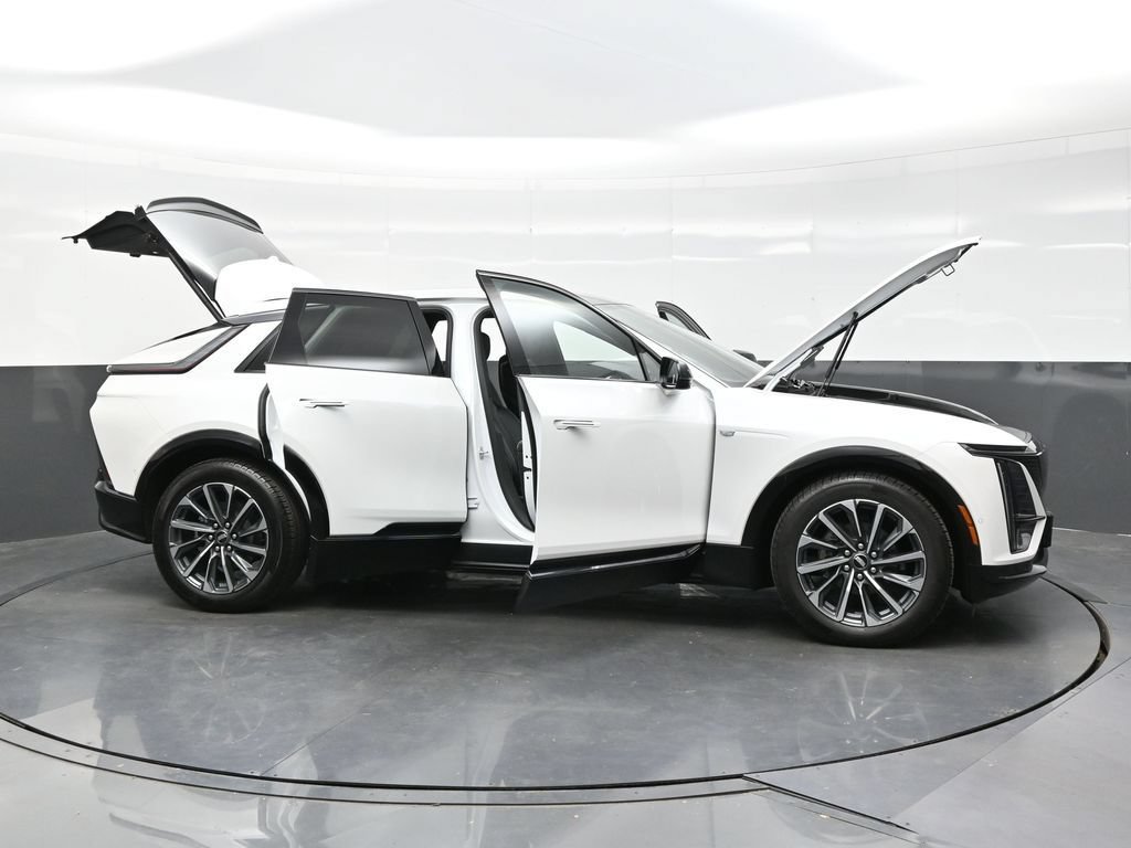Certified 2024 Cadillac Lyriq Sport AWD/4WD image 45
