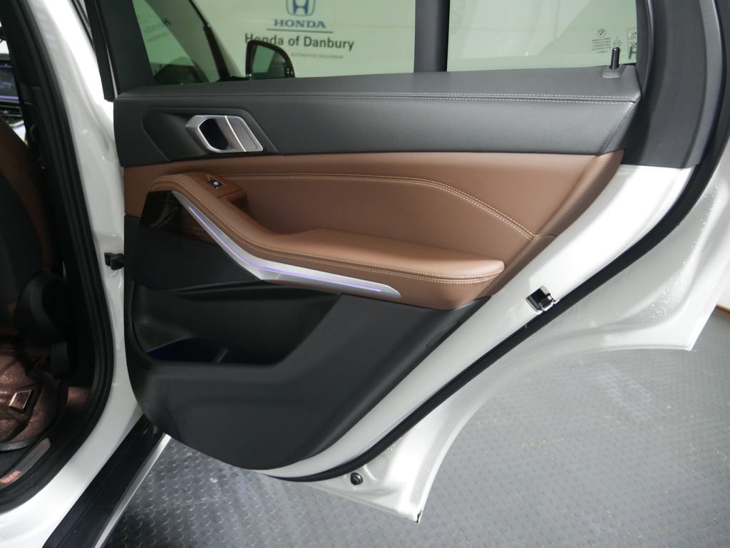 Used 2020 BMW X5 xDrive40i w/ Premium Package image 7