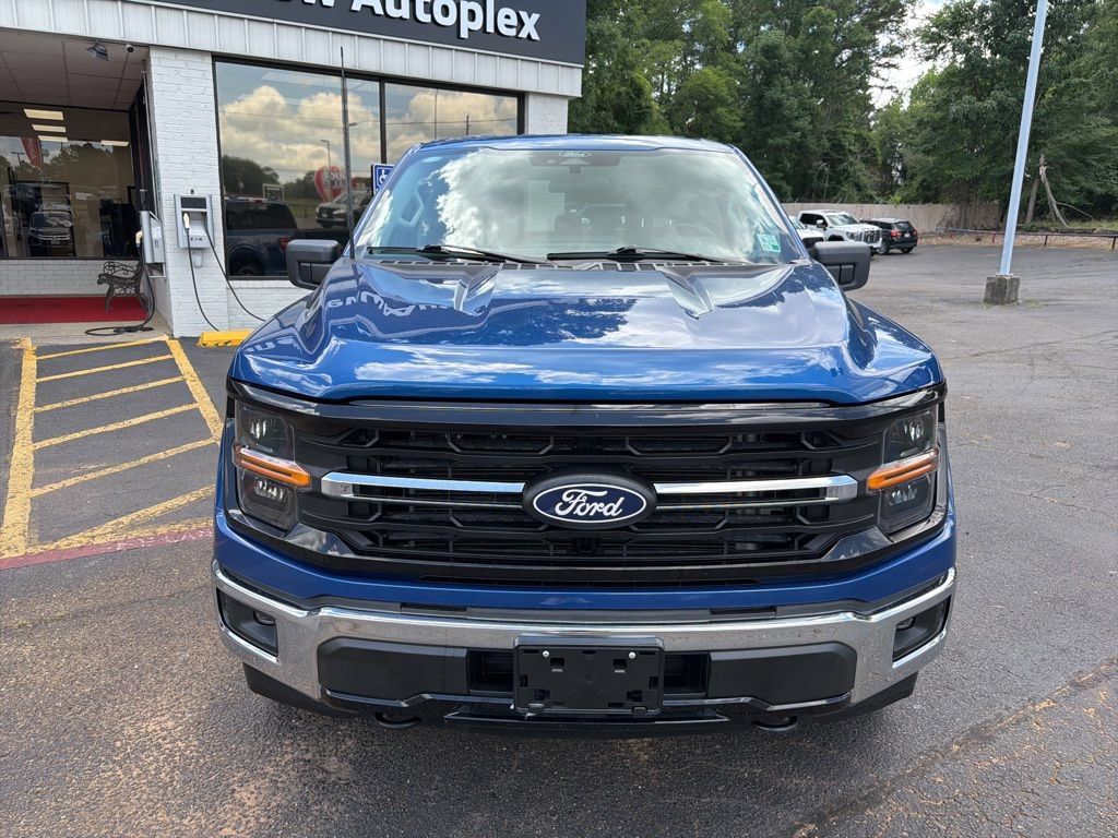 Used 2025 Ford F150 XLT w/ Equipment Group 301A Standard AWD/4WD image 3