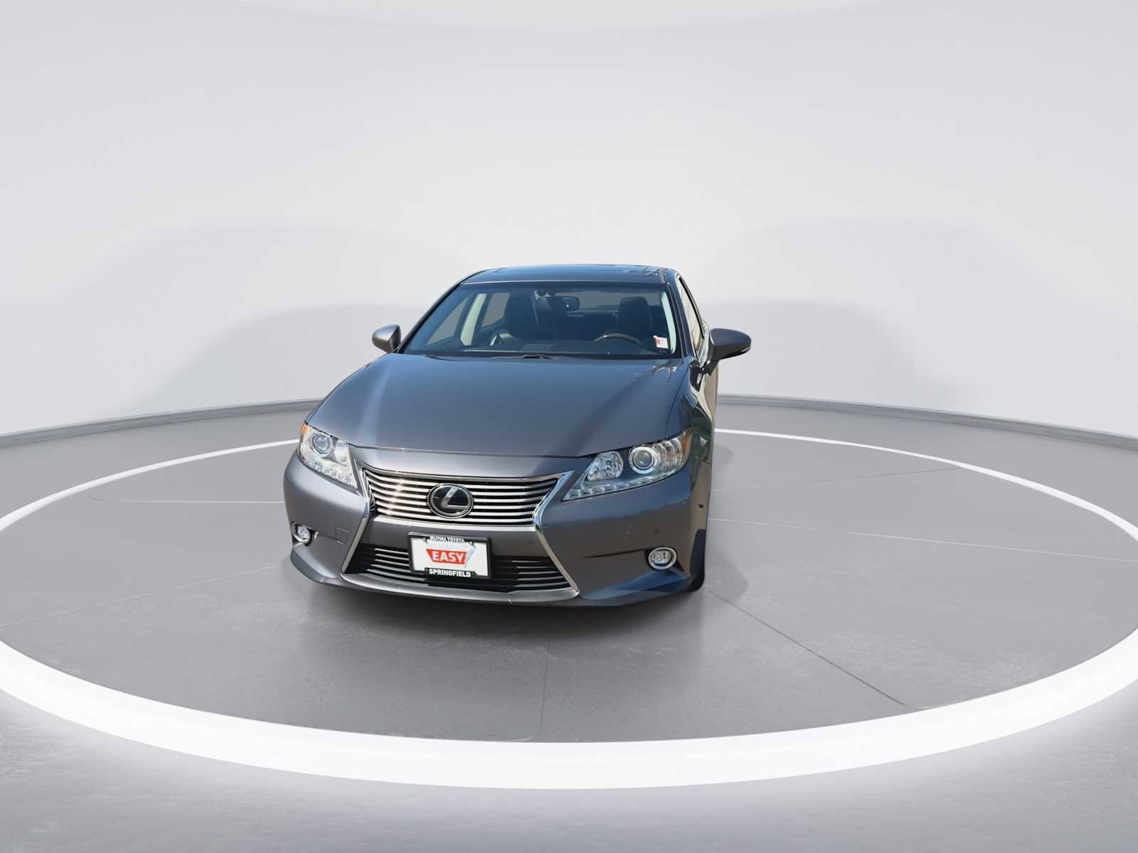 Used 2014 Lexus ES 350 w/ Luxury Package FWD image 3