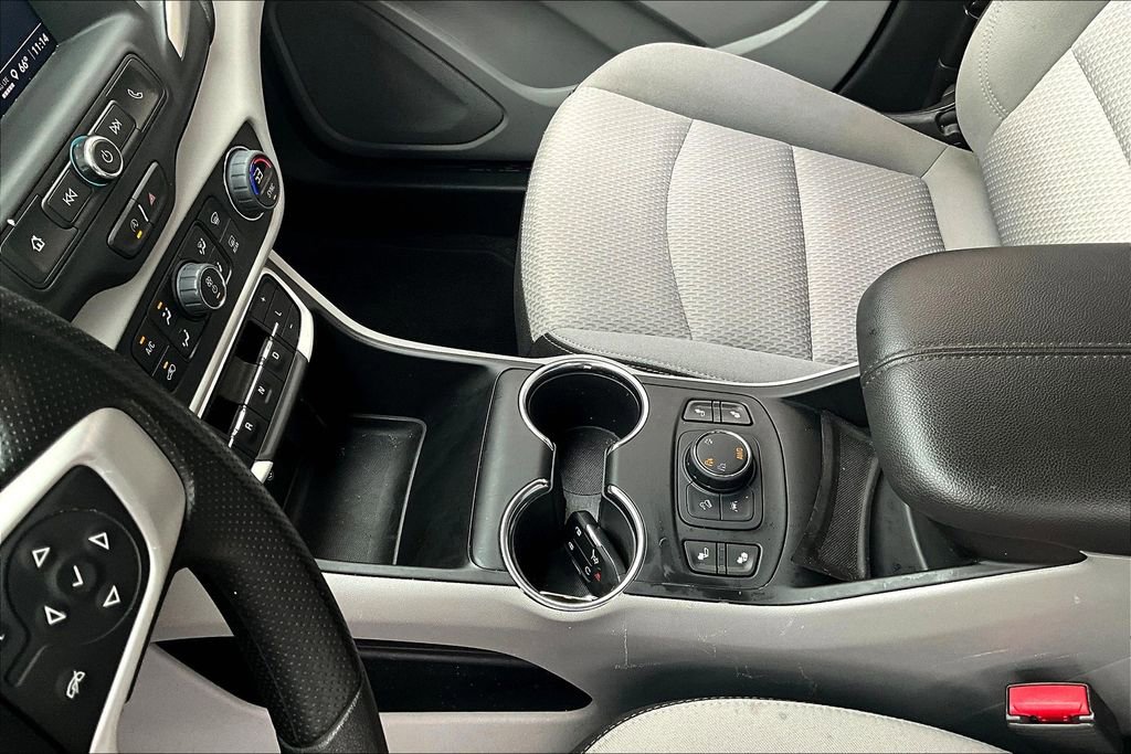 Used 2023 GMC Terrain SLE w/ Driver Convenience Package image 18