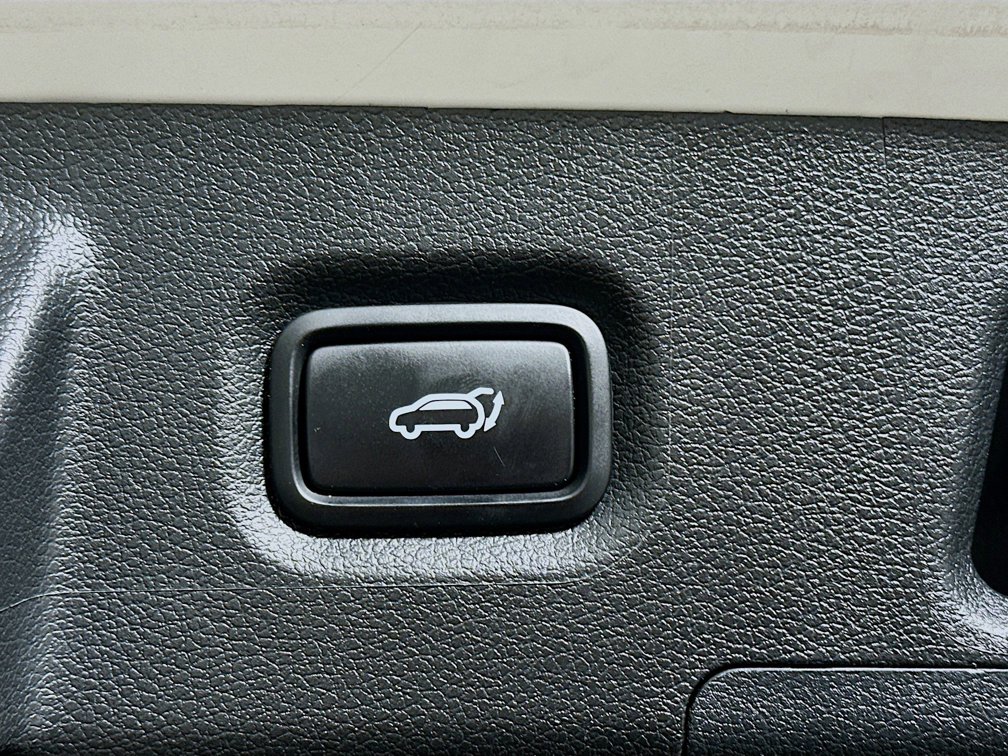 Used 2023 Hyundai Santa Fe SEL image 30