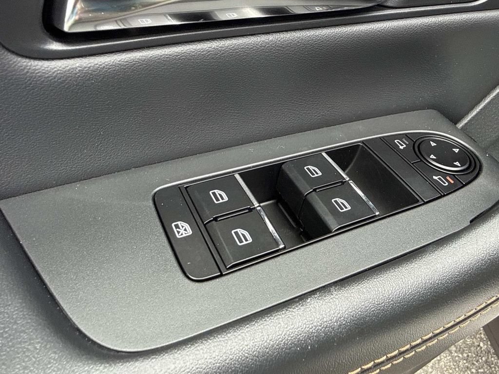 New 2026 MAZDA CX-90 Plug-In Hybrid w/ Preferred AWD/4WD image 22