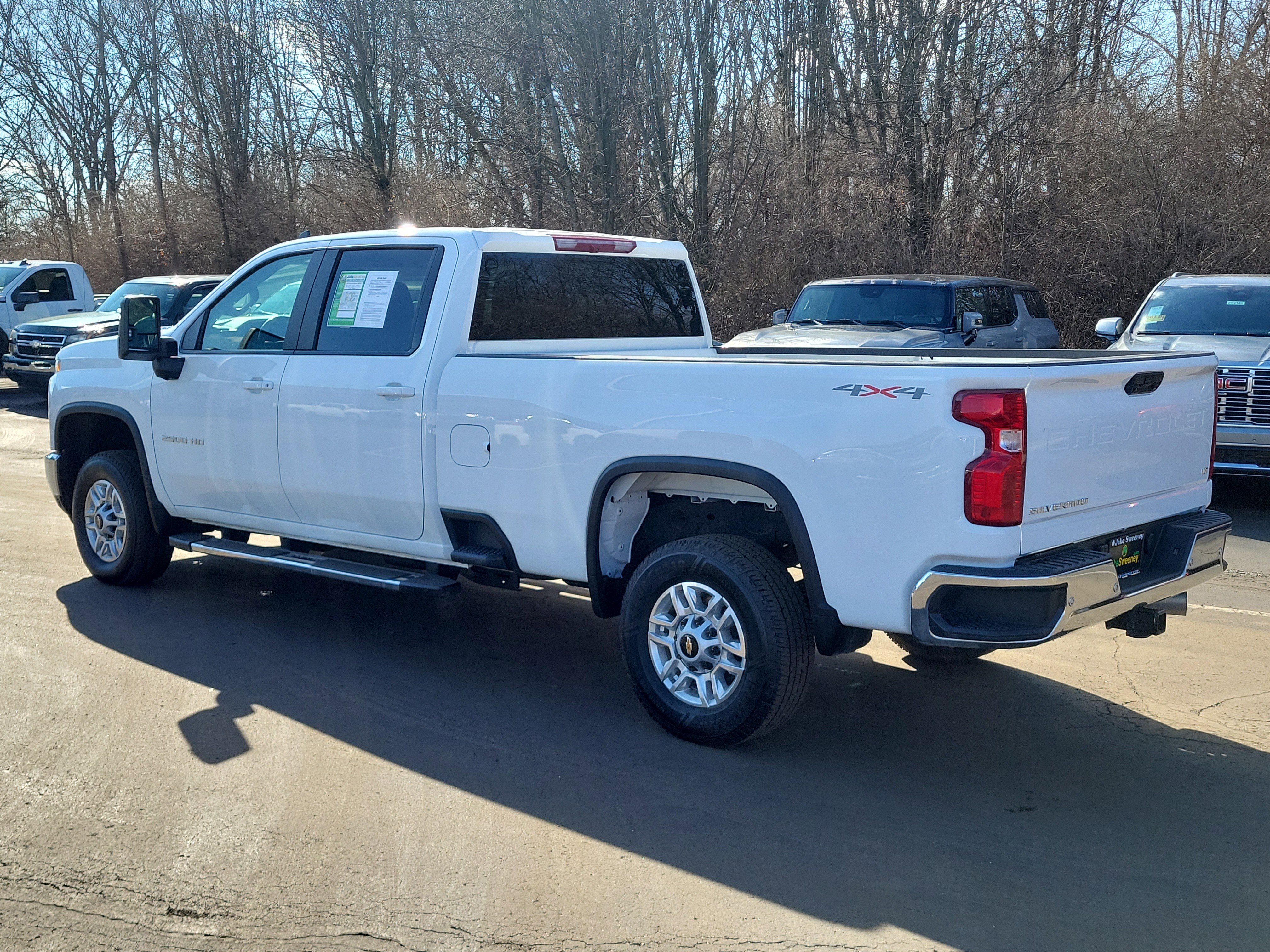 Used 2025 Chevrolet Silverado 2500 LT w/ Safety Package image 3