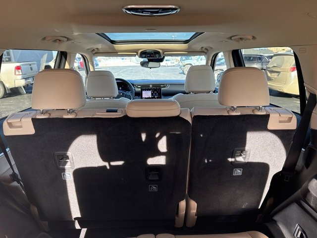 Used 2021 Jeep Grand Cherokee L Limited w/ MOPAR Finishing Package image 17