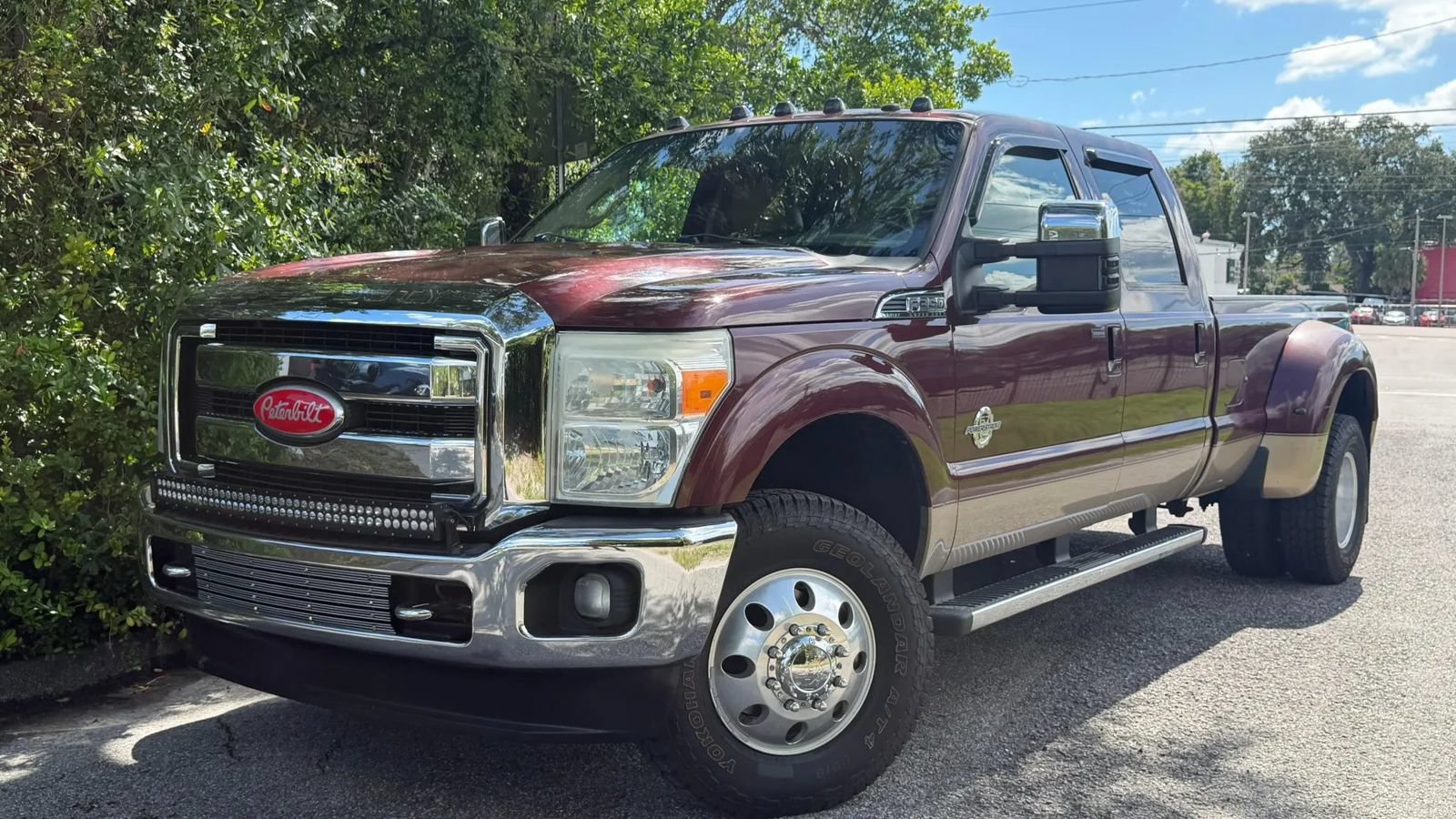 Used 2011 Ford F350 Lariat w/ Lariat Ultimate Pkg AWD/4WD image 2