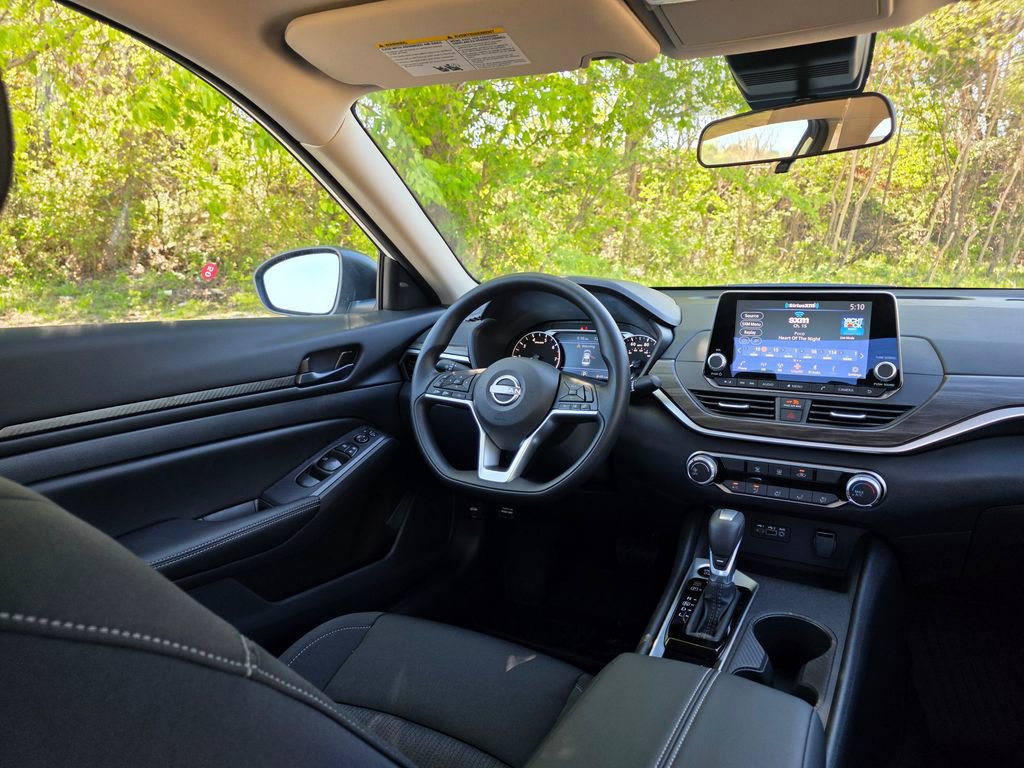 New 2026 Nissan Altima 2.5 SV image 7