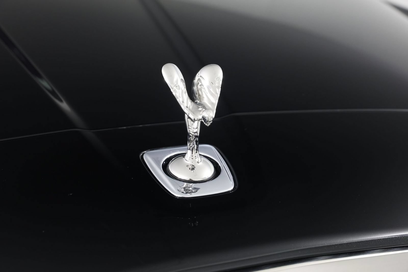 New 2026 Rolls-Royce Cullinan AWD/4WD image 30