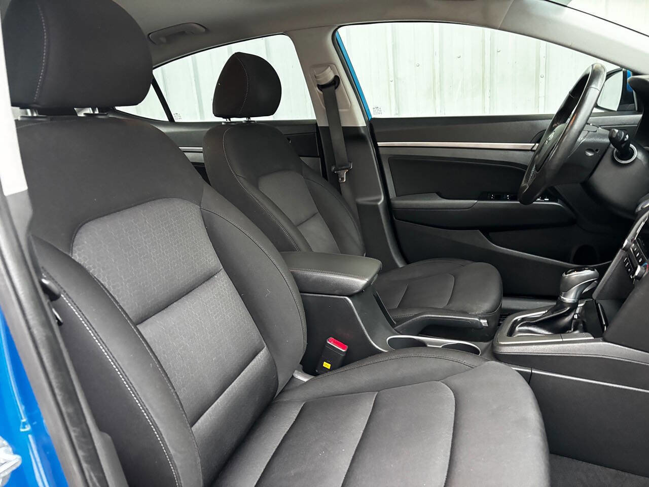 Used 2017 Hyundai Elantra Value Edition image 34