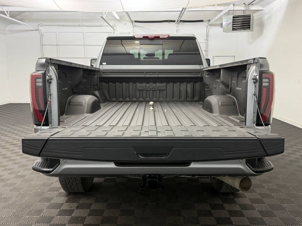 Used 2026 GMC Sierra 3500 AT4 w/ AT4 Premium Plus Package AWD/4WD image 21