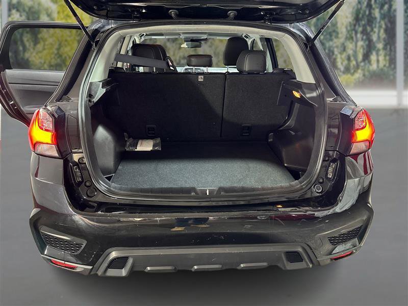 Used 2024 Mitsubishi Outlander Sport SE image 12