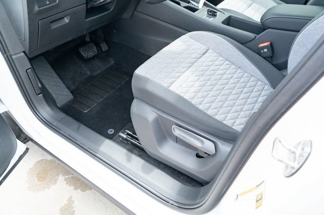 New 2026 Volkswagen Tiguan S FWD image 29