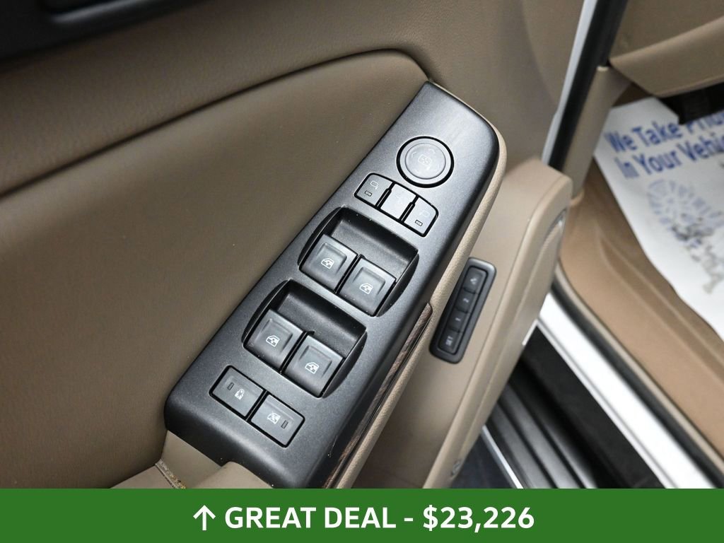 Used 2017 GMC Yukon SLT w/ Premium Edition image 34