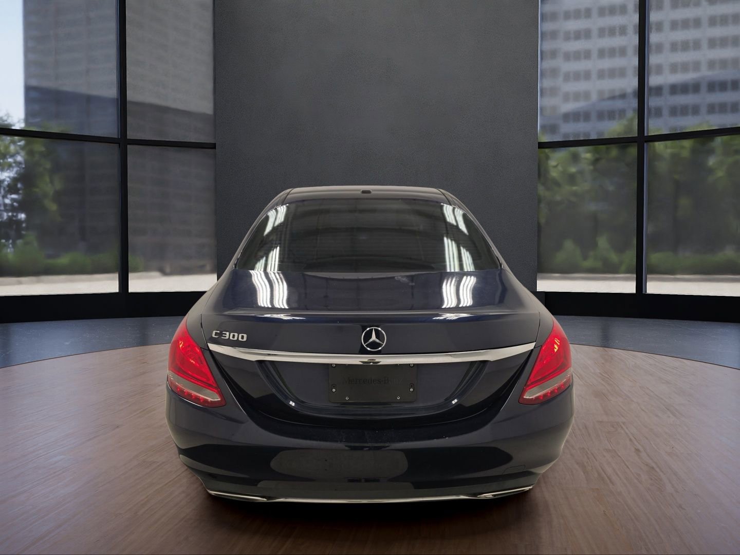 Used 2018 Mercedes-Benz C 300 Sedan w/ Premium Package image 5