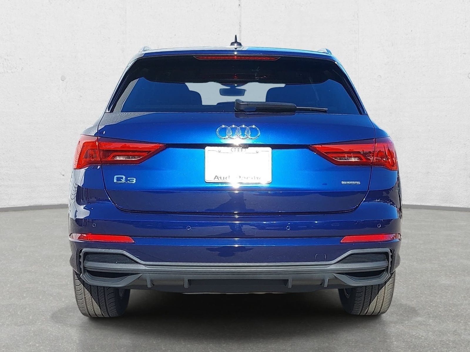 Used 2023 Audi Q3 2.0T Premium AWD/4WD image 6