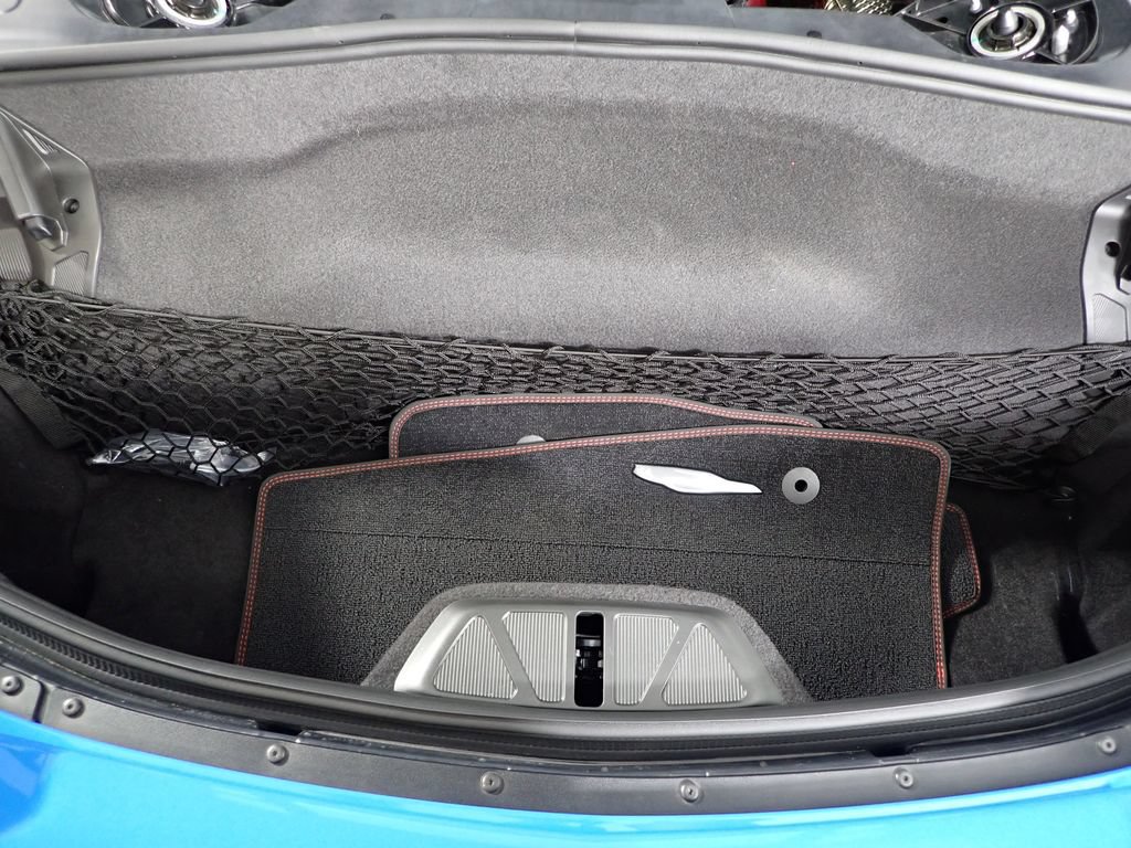 Used 2022 Chevrolet Corvette Stingray Premium Cpe w/ Z51 Performance Package RWD image 16