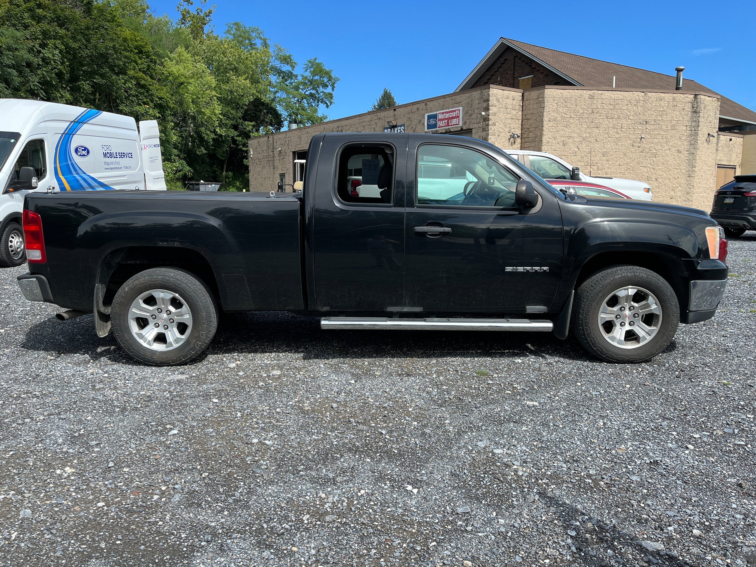 Used 2013 GMC Sierra 1500 SLE w/ Power Tech Package AWD/4WD image 6