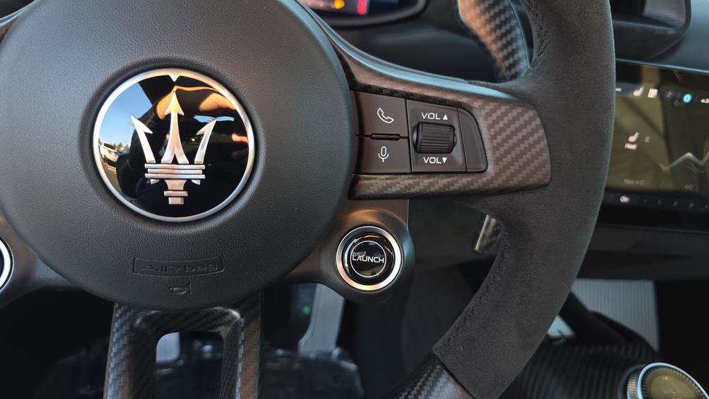 Used 2023 Maserati MC20 Spyder image 25