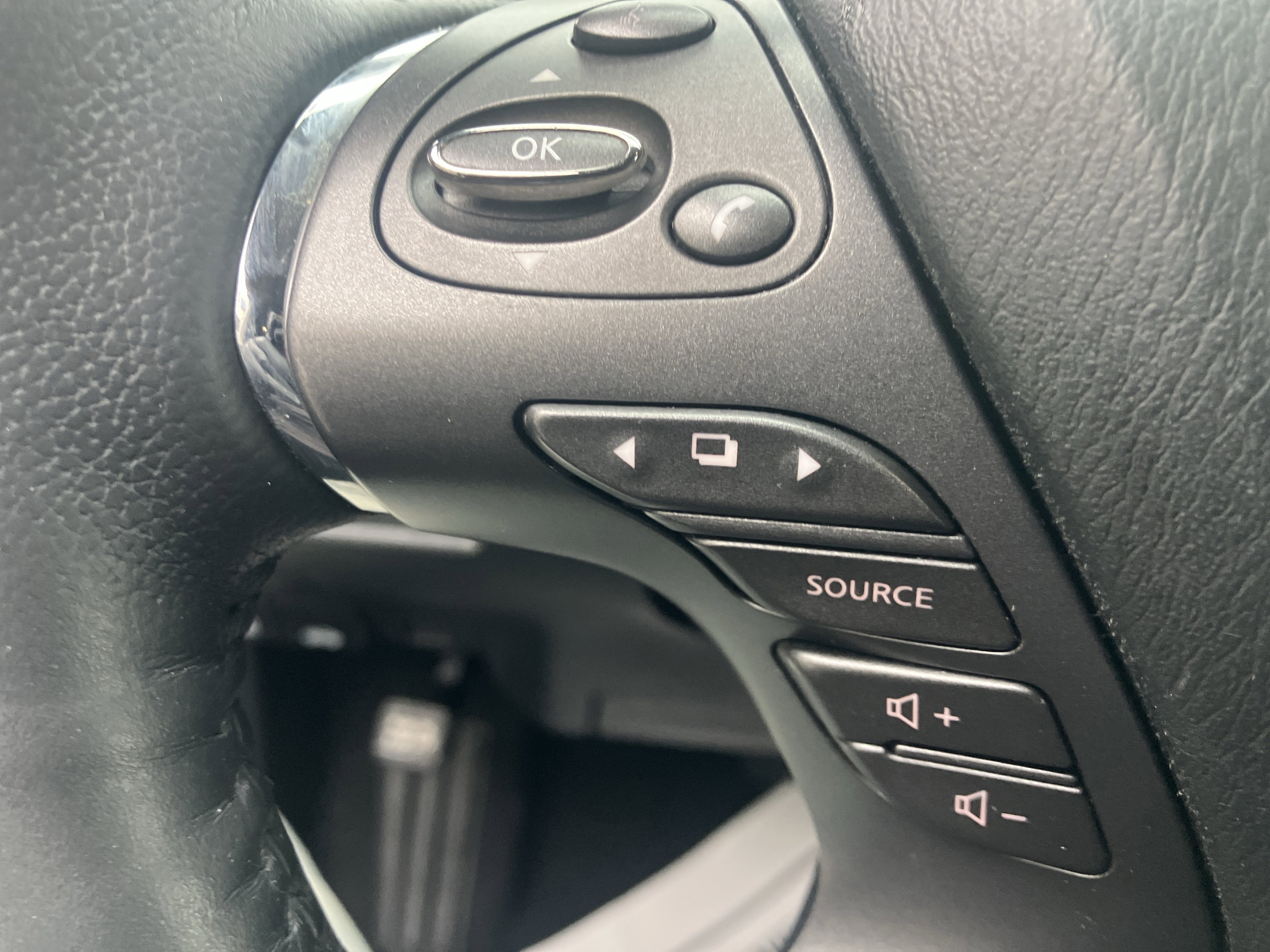 Used 2021 Nissan Murano SL image 22