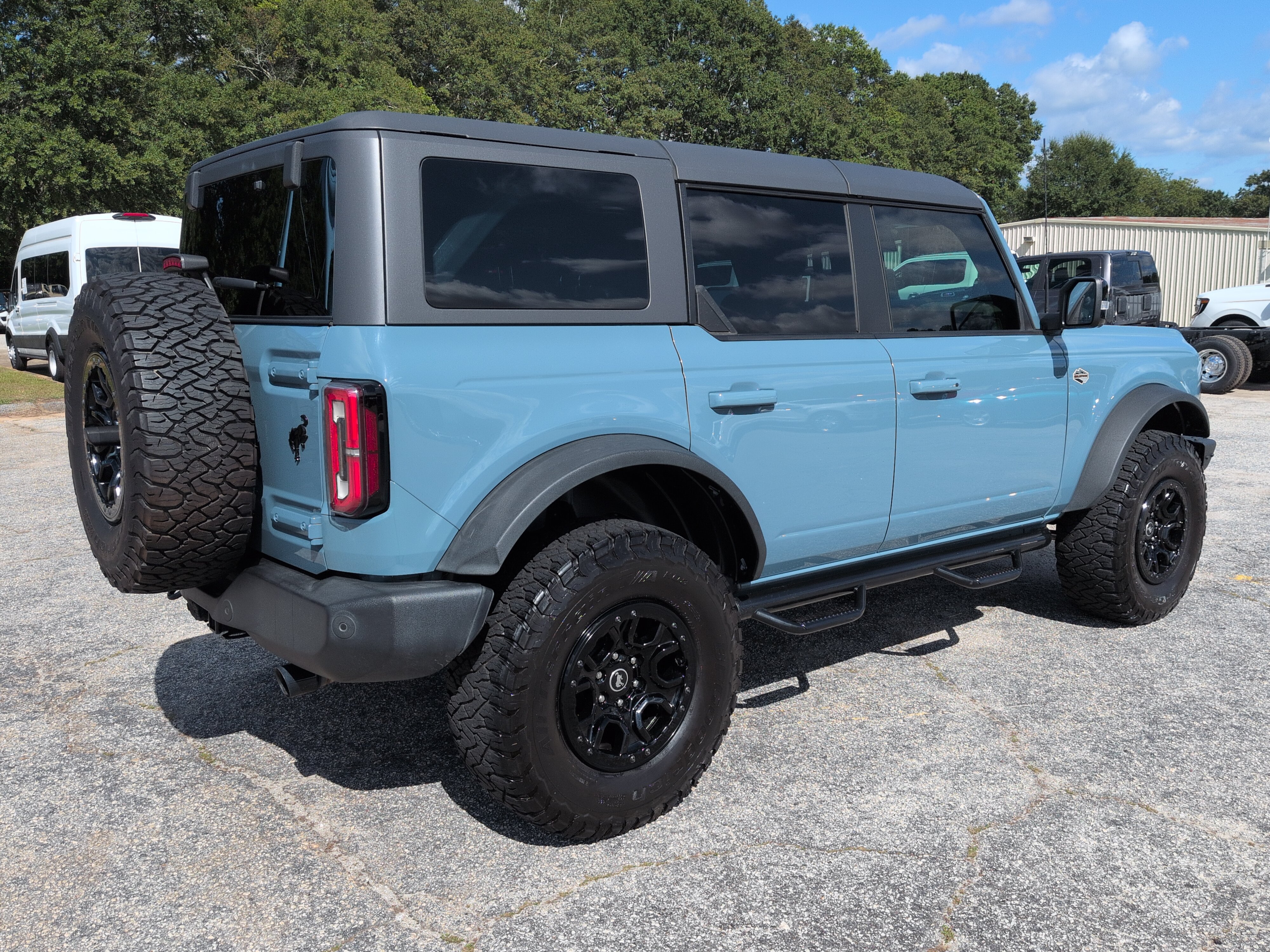 Certified 2021 Ford Bronco Wildtrak AWD/4WD image 3