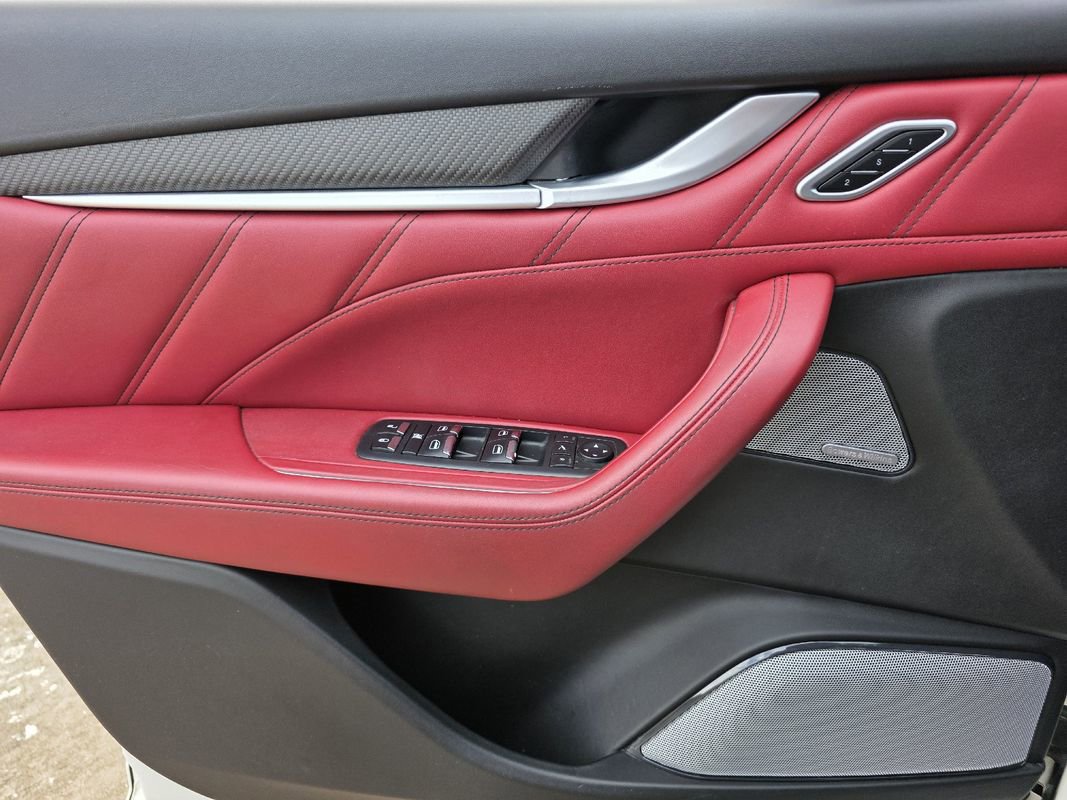 Used 2019 Maserati Levante GTS image 19